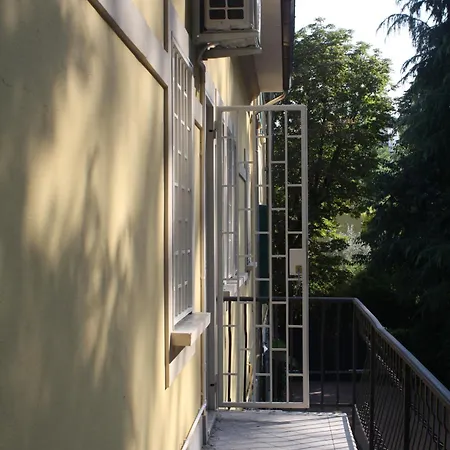 Il Sassolino Apartment *